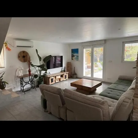 Maison La Garde, Piscine, 4 Chambres, 2 Sdb Дом отдыха Ла-Гард