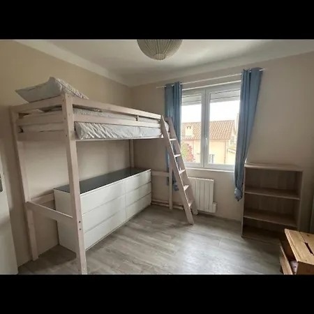 Дом отдыха Maison La Garde, Piscine, 4 Chambres, 2 Sdb Ла-Гард